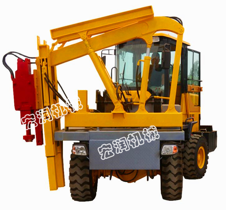 濟(jì)寧宏潤高速護(hù)欄打樁機(jī)注意事項？