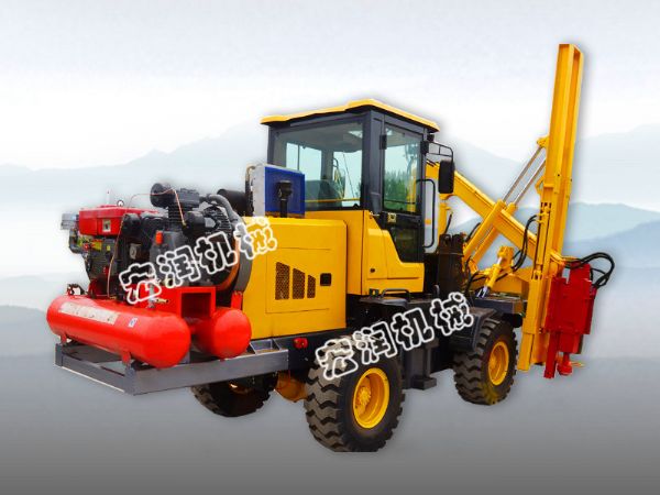 濟寧宏潤護欄打拔鉆一體機發(fā)往云南下關市