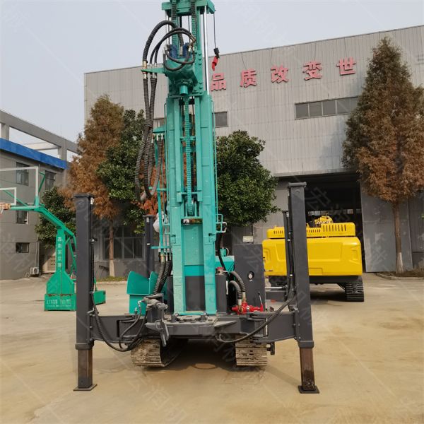 水井鉆機(jī)常用的鉆具及使用方法